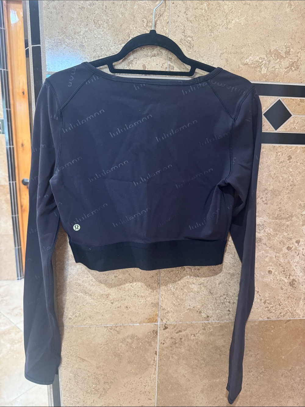 lululemon Black Cropped Long-Sleeve Top with Subtle Logo - Picture 3 of 3